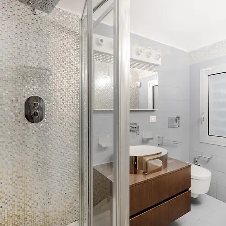 Aparthotel Lemon Tree House 3*