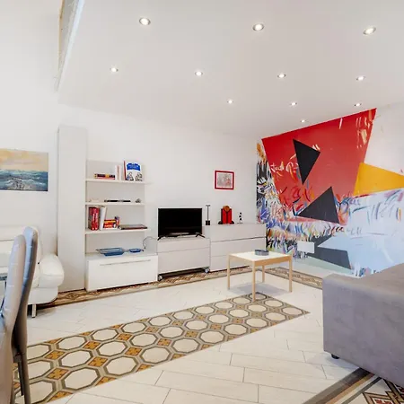 Lemon Tree House Apartmanhotel