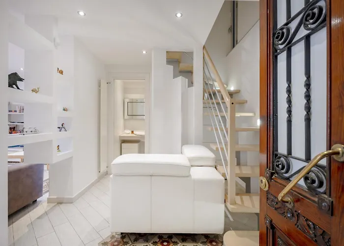 Lemon Tree House בארי